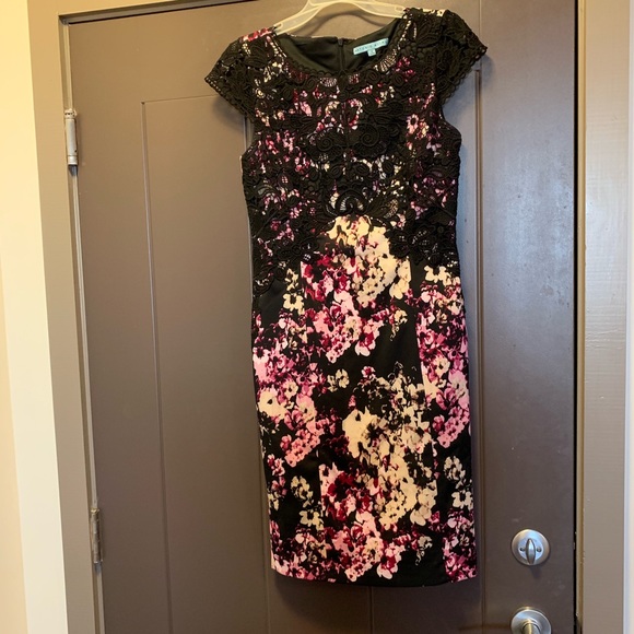 Antonio Melani Size 4 Scuba dress - Picture 5 of 7